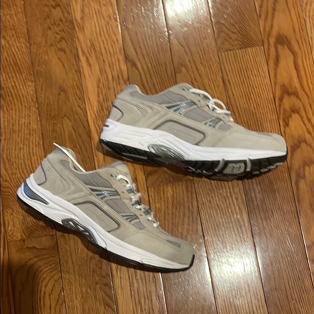 Vionic Men's Athletic Sneakers in Beige and White